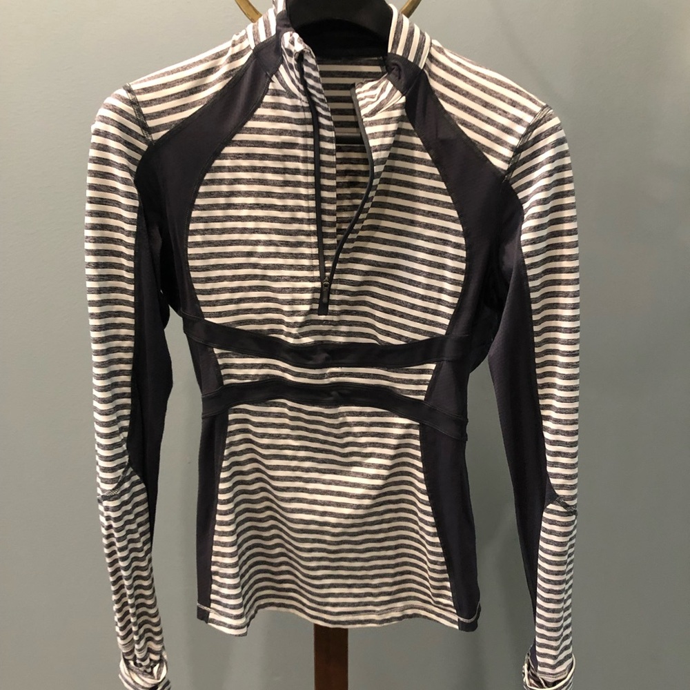 Lululemon half zip jacket sz.4